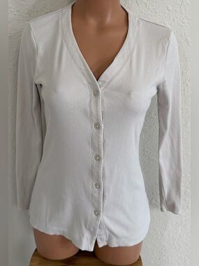 Anatomie Danielle v neck button ribbed cardigan